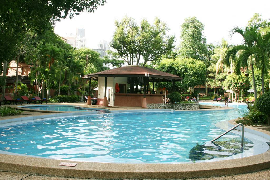 Loma Resort & Spa Pattaya Bagian luar foto