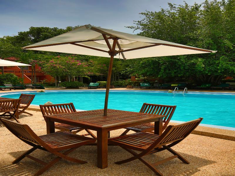 Loma Resort & Spa Pattaya Bagian luar foto