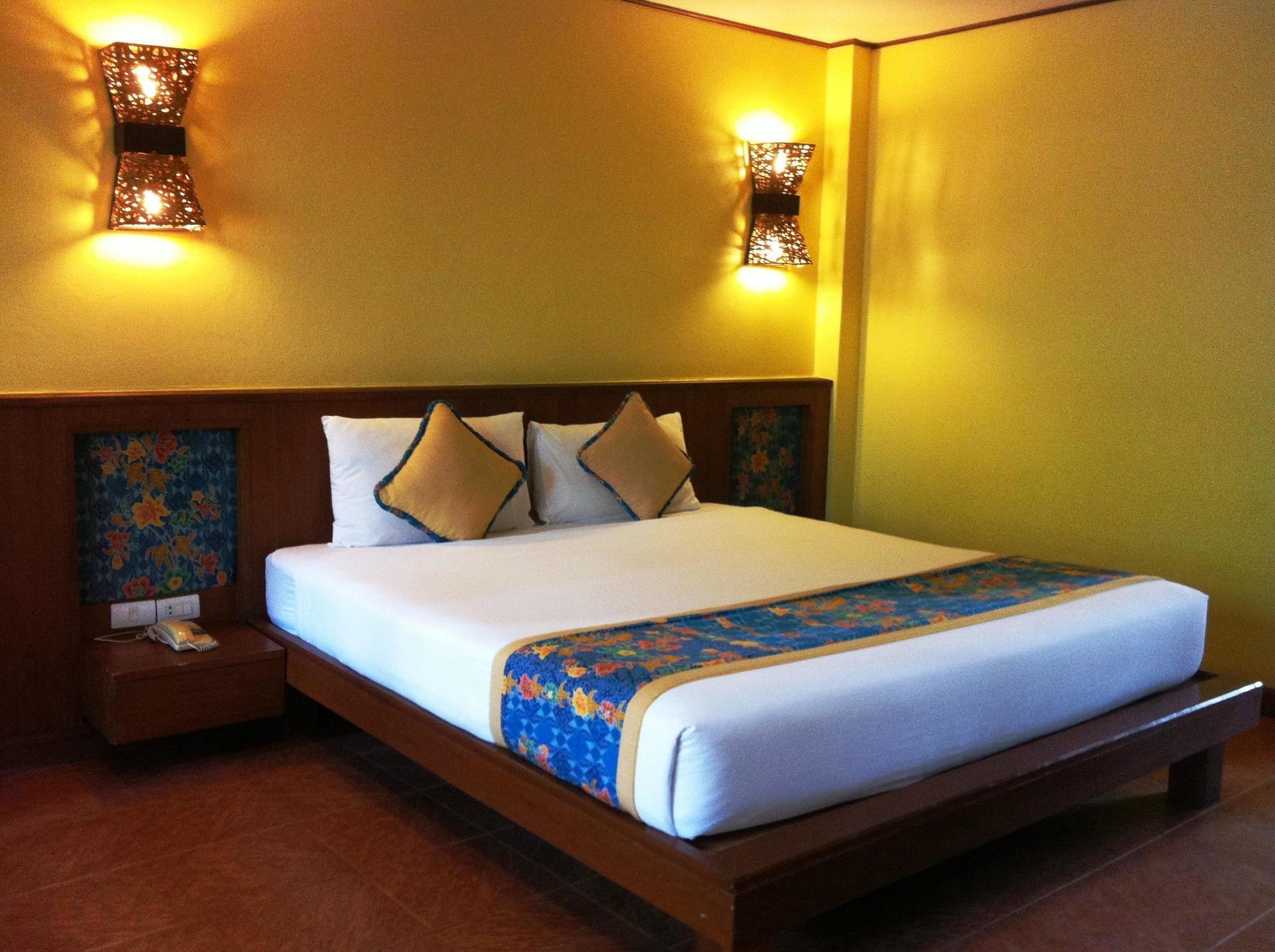 Loma Resort & Spa Pattaya Bagian luar foto