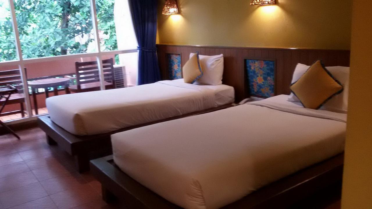 Loma Resort & Spa Pattaya Bagian luar foto